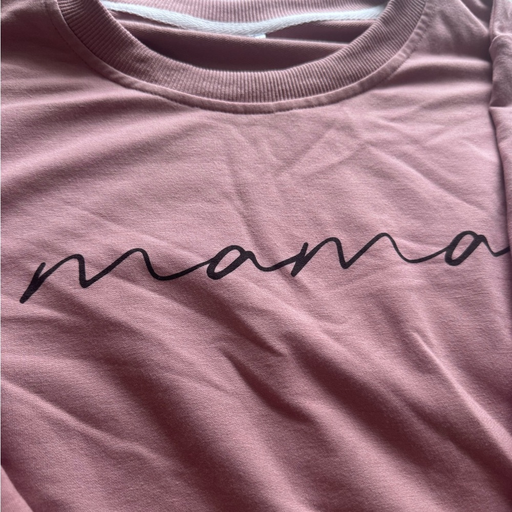Pink 'Mama' Graphic Light Sweatshirt
